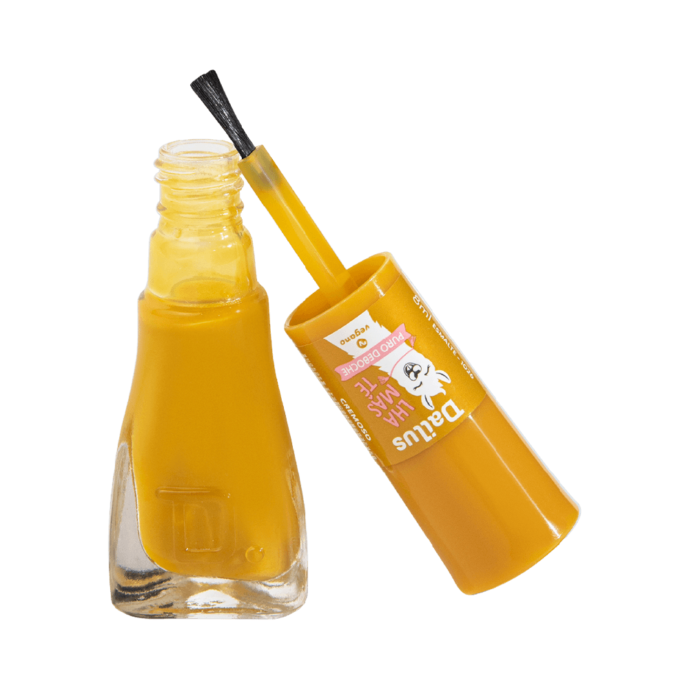 Pincel big flat brush do Esmalte Dailus Lhamastê Puro Deboche com esmalte amarelo