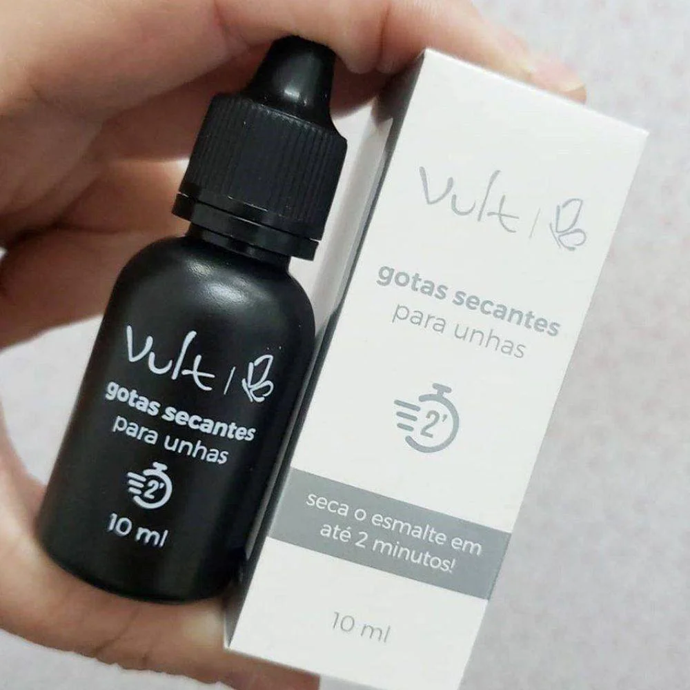 Close de aplicação das Gotas Secantes Vult 10ml