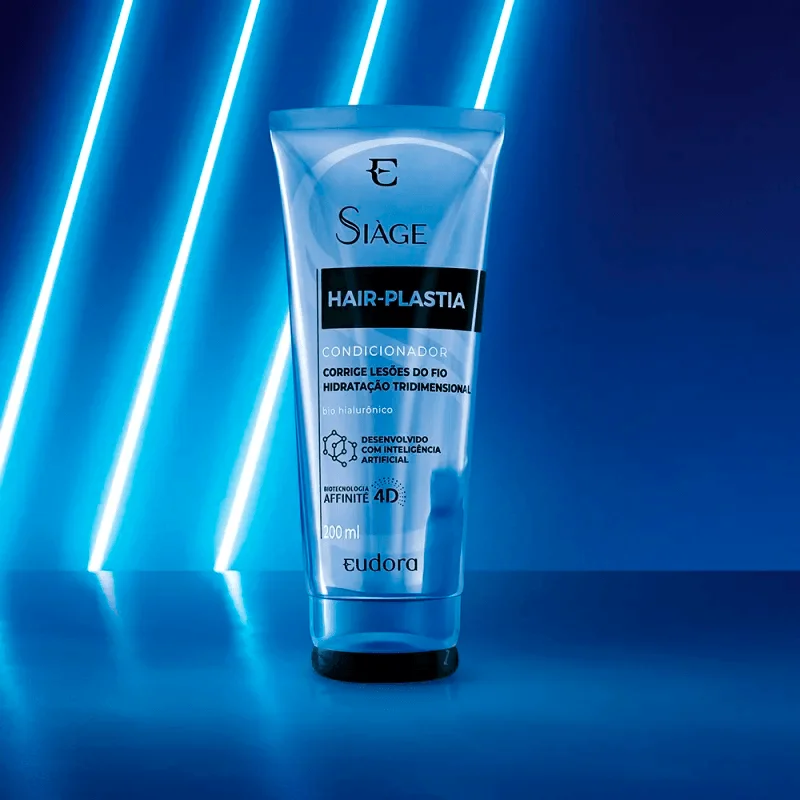 Detalhe do rótulo do Condicionador Siàge Hair-Plastia com luzes neon